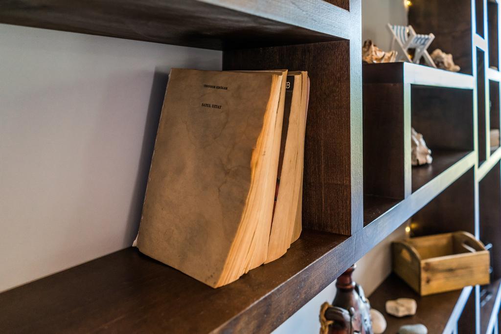 Hotel Casa Patru Anotimpuri à Dunavăţu de Jos Extérieur photo