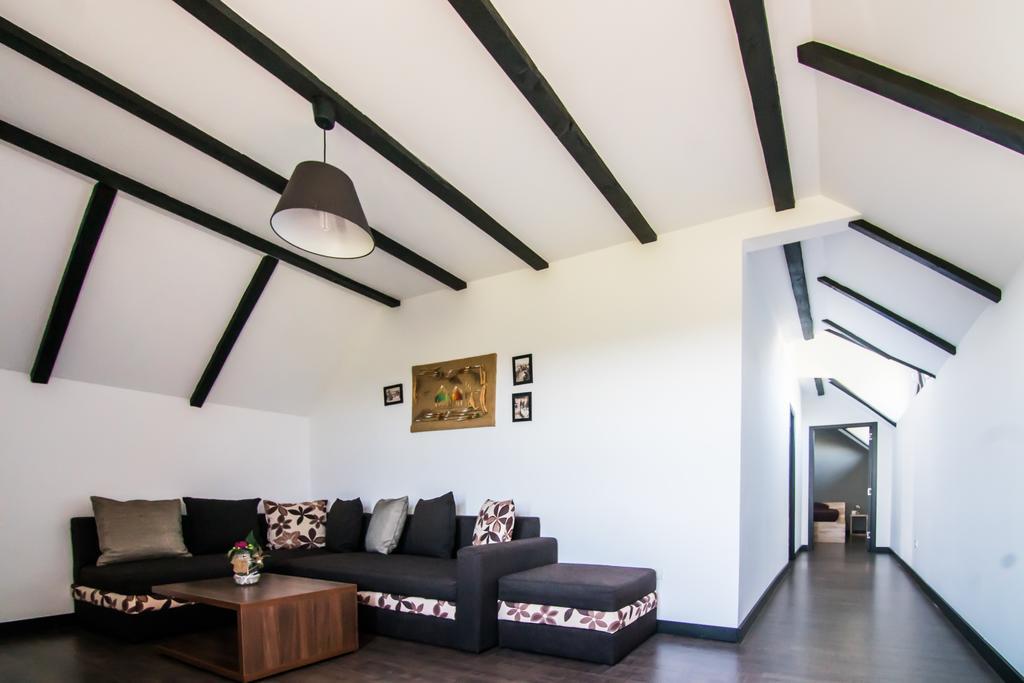 Hotel Casa Patru Anotimpuri à Dunavăţu de Jos Extérieur photo