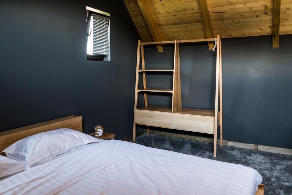 Hotel Casa Patru Anotimpuri à Dunavăţu de Jos Extérieur photo